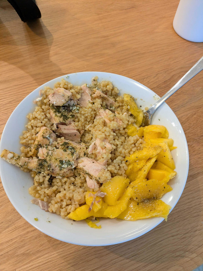 Salmon and mango bowl